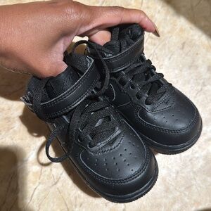 Nike Black Air Force 1 Toddler Size 6C